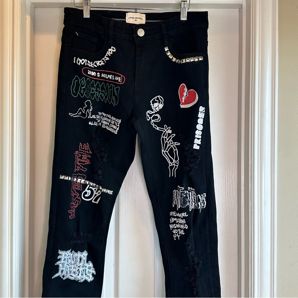 Lifted Anchors Black Jeans - Picture 2 of 7